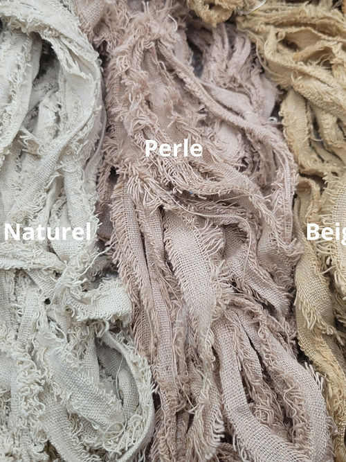 Crinkled ribbons
