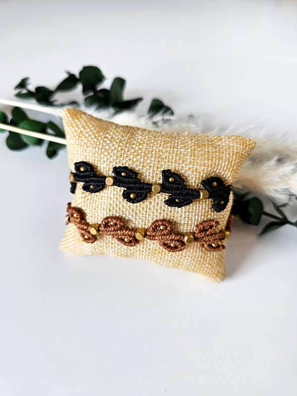 Bracelet ajustable en micro macramé